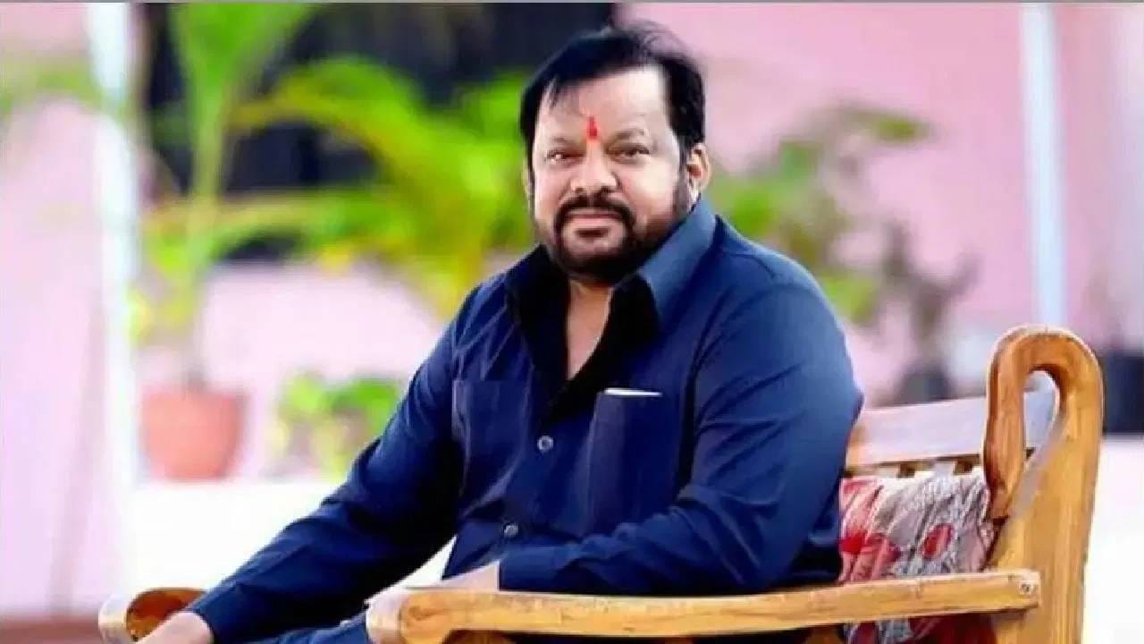 गुवाहाटीला गेलो तेव्हाच उद्धव ठाकरे यांचं... काय डोंगर काय झाडी फेम माजी आमदार शहाजी बापू यांचं भाकीत काय?