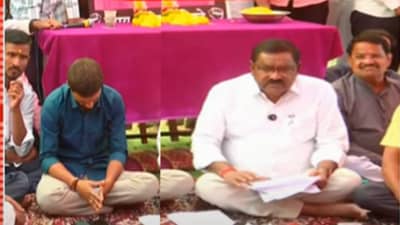 धनंजय मुंडेंच्या भेटीवरून गदारोळानंतर सुरेश धस पहिल्यांदाच मस्साजोगमध्ये, म्हणाले…