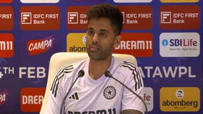 IND vs ENG : एका ओव्हरमध्ये 3 विकेट्स गमावणं.., सूर्यकुमारने विजयानंतर फलंदाजांना सुनावलं, व्हीडिओ