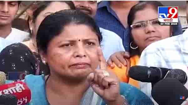Sushma Andhare Video : ‘नाक घासा, माफी मागा… अन्यथा बात निकलेगी तो फिर दूर तलक जाएगी’, सुषमा अंधारे नीलम गोऱ्हेंवर भडकल्या