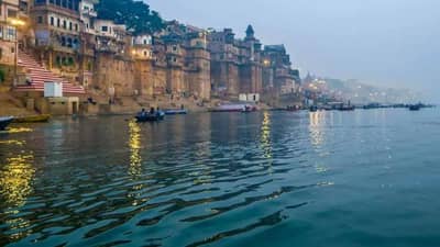 यमुना नदीचे पाणी घरात ठेवणे का मानले जाते अशुभ, जाणून घ्या काय आहे कारण