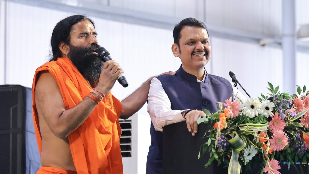 औरंगजेबावर रामदेव बाबांचं पहिल्यांदाच भाष्य, म्हणाले, तो भारताचा आदर्श... औरंगजेबावर रामदेव बाबांचं पहिल्यांदाच भाष्य, म्हणाले, तो भारताचा आदर्श...