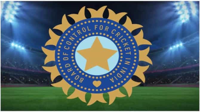IPL 2025 : बीसीसीआयची 18 व्या मोसमाआधी या खेळाडूवर मोठी कारवाई;2 वर्षांची बंदी! कारण काय?