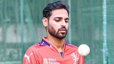 चेन्नई सुपर किंग्स विरूद्धच्या सामन्यात भुवनेश्वर कुमार खेळणार की नाही? आरसीबीने संकेत दिले की..