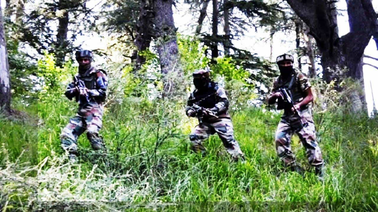 सुरक्षा दलाची मोठी कारवाई, ८ नक्षलवाद्यांच्या खात्मा, एक कोटींचे बक्षीस असलेला विवेक दास्ते ठार