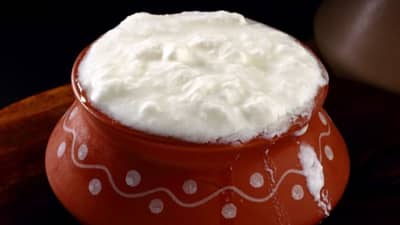 सकाळच्या नाश्त्यात एक वाटी दही खा, आहेत खूपच आश्चर्यकारक फायदे