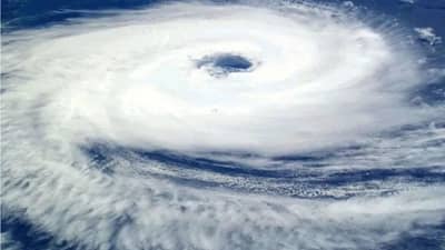 Alfred Cyclone : चक्रीवादळ अल्फ्रेडचा हाहाकार; अतिमुसळधार पाऊस, लाखो लोकांना तडाखा, भारताला काय इशारा?