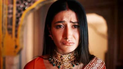 गैरों के बिस्तर पे, अपनों का सोना देखा, घटस्फोटानंतर धनश्री वर्माचा अल्बम प्रदर्शित, गाण्याची जोरदार चर्चा