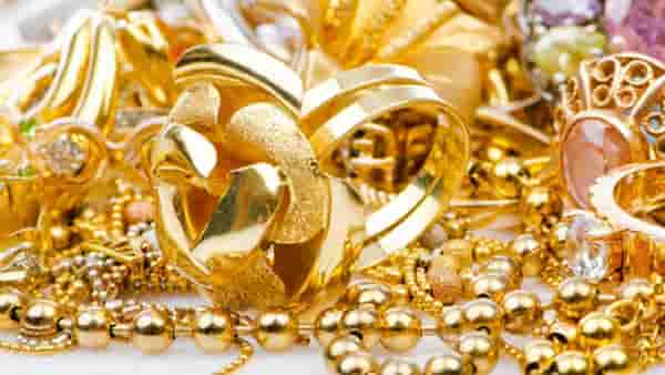 Gold Silver Rate Today 26 March 2025 : सलग दुसर्या दिवशी स्वस्ताई; काय आहेत सोने आणि चांदीच्या किंमती?