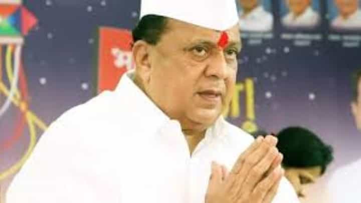 Minister Hasan Mushrif : मंत्री हसन मुश्रीफ यांनी सोडलं वाशिमचं पालकमंत्रिपद, काय आहे कारण? Minister Hasan Mushrif : मंत्री हसन मुश्रीफ यांनी सोडलं वाशिमचं पालकमंत्रिपद, काय आहे कारण?