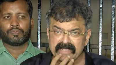 जितेंद्र आव्हाडांना का झाले अश्रू अनावर? कारण समजल्यावर तुम्हीही मनातून हलून जाल