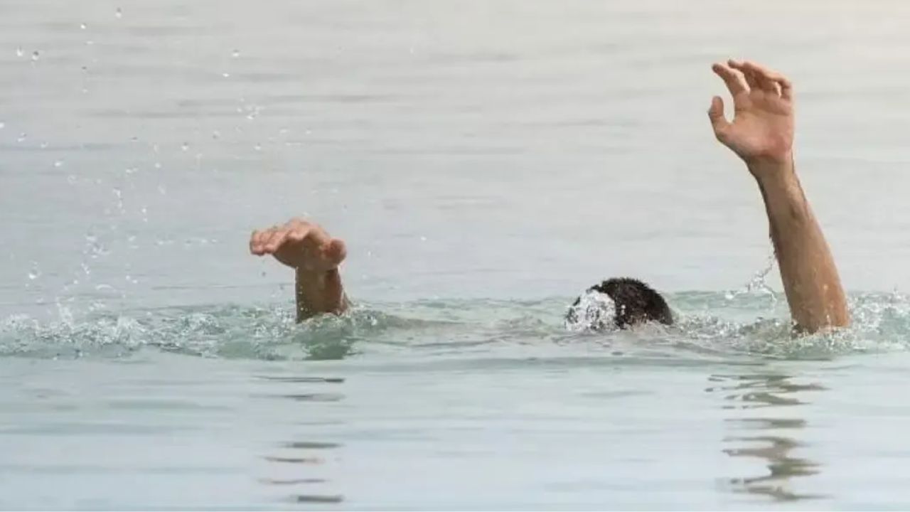 धक्कादायक, तलावात बुडून पाच युवकांचा मृत्यू, एकाच कुटुंबातील चौघांचा समावेश