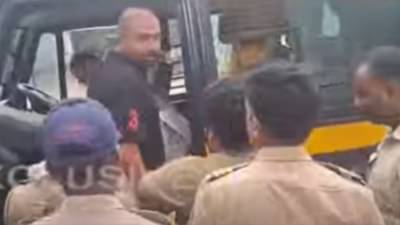 काहीतरी खिचडी शिजत आहे, जेलमध्ये कोणाच्या जीवाच्या धोका? महादेव गित्तेच्या पत्नीचा मोठा दावा