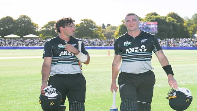 NZ vs PAK : पाकिस्तानचा 9 विकेट्सने धुव्वा, न्यूझीलंडचा धमाकेदार विजय