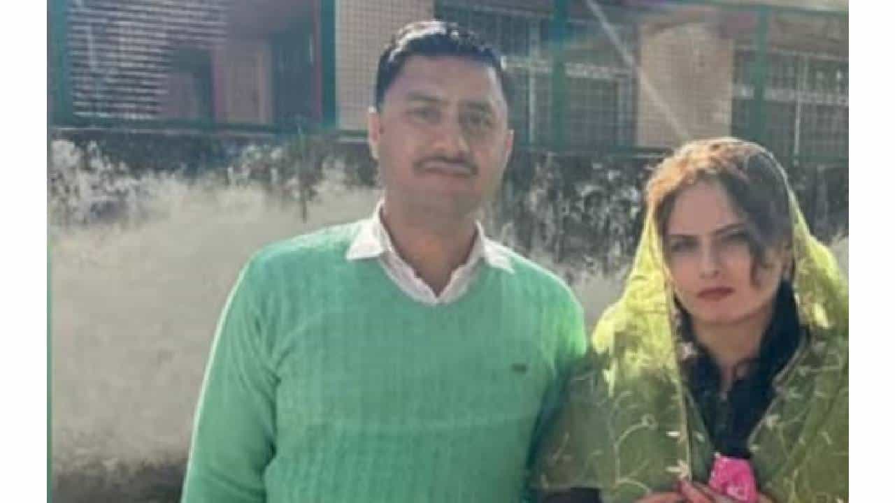 CRPF जवानाचे पाकिस्तानी मुलीशी प्रेम जुळले, अनोख्या पद्धतीने केला विवाह, बॉर्डर ओलांडून आली खरी, मग जे झाले ते....