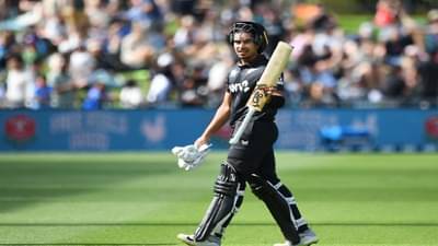 NZ vs PAK, 1st ODI: न्यूझीलंडच्या फलंदाजाचा पदार्पणात धमाका, वर्ल्ड रेकॉर्ड ब्रेक, कृणाल पंड्याला झटका