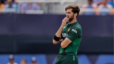 NZ vs PAK : शाहिद आफ्रिदीच्या जावयाची धुलाई, न्यूझीलंडच्या फलंदाजाने एकाच ओव्हरमध्ये चोपल्या इतक्या धावा