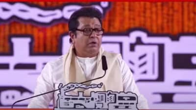 बँकेतील इंग्रजी भाषेतील बोर्ड फाडले, मराठी भाषेचा वापर करण्यावरुन मनसे आक्रमक; राज्यात कुठे-कुठे आंदोलन?