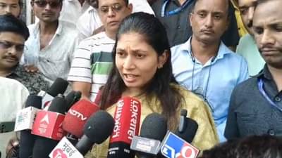 केंद्रीय मंत्री रक्षा खडसे यांच्या मुलीची छेड प्रकरणात ट्विस्ट,  गुन्हा दाखल झालेले पाचही आरोपी शिंदेंच्या शिवसेनेचे?