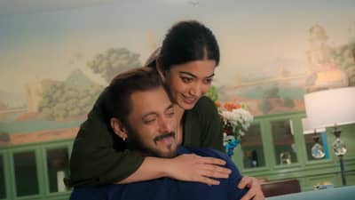 रश्मिकासोबत 31 वर्षांच्या अंतराबद्दल सलमानचं उत्तर ऐकून भडकली प्रसिद्ध गायिका