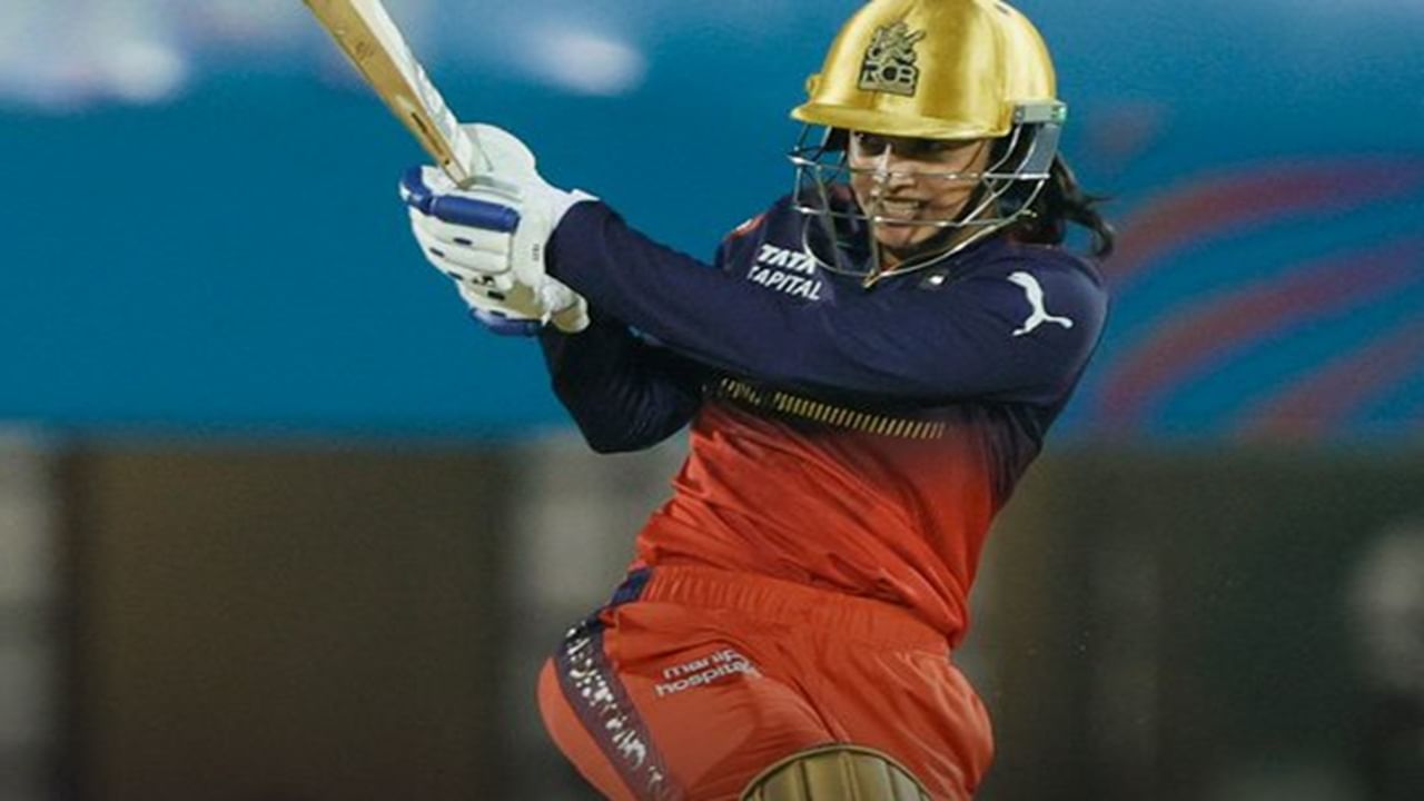 WPL 2025 : 6,6,6,4,4,4,4,4,4, कॅप्टन Smriti Mandhana ची मुंबईविरुद्ध स्फोटक खेळी WPL 2025 : 6,6,6,4,4,4,4,4,4, कॅप्टन Smriti Mandhana ची मुंबईविरुद्ध स्फोटक खेळी