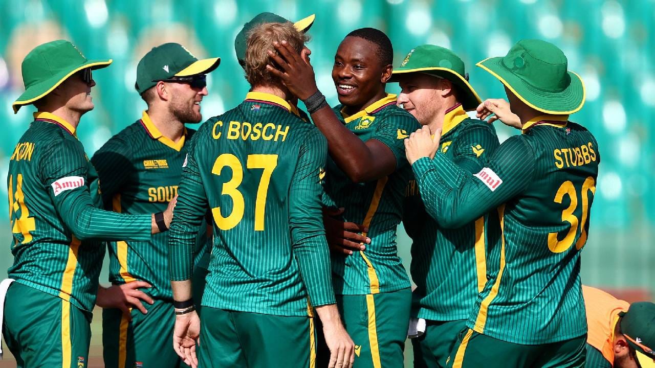 दक्षिण अफ्रिकेला मिळणार थेट अंतिम फेरीत संधी! उपांत्य फेरीचं गणित समजून घ्या दक्षिण अफ्रिकेला मिळणार थेट अंतिम फेरीत संधी! उपांत्य फेरीचं गणित समजून घ्या