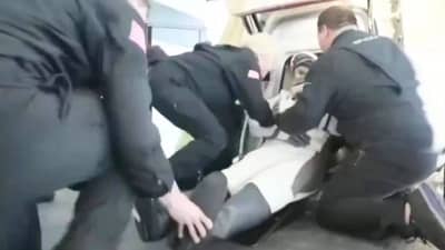 Sunita Williams : 9 महिन्यांनी पृथ्वीवर पाऊल ठेवताच सुनीता विलियम्सची पहिली Reaction काय? पहिला फोटो