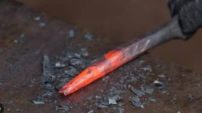 बाळाच्या काळजीने आईचे काळीज का कठोर झाले?, पोटावर विळ्याचे ६५ चटके, अखेर देवदूत म्हणून डॉक्टरचे पुढे आले....