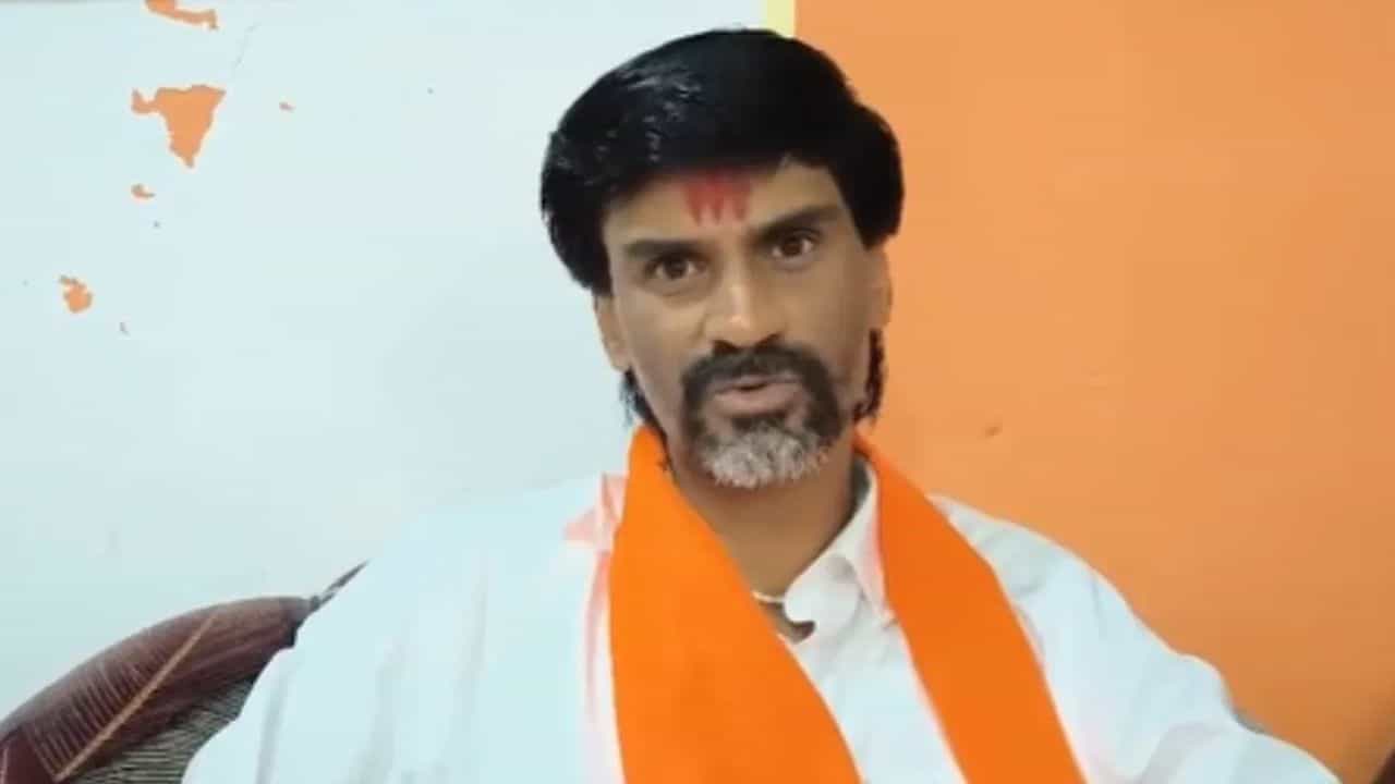 संतोष देशमुख हत्याप्रकरण : सीआयडीच्या चार्ज सीटवर जरांगे पाटलांना शंका; उपस्थित केला हा मुद्दा