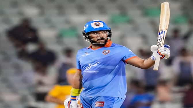 6,6,6,6,6,6, युवराज सिंहचा तडाखा, ऑस्ट्रेलियाविरुद्ध 6 सिक्ससह स्फोटक अर्धशतक, पाहा व्हीडिओ