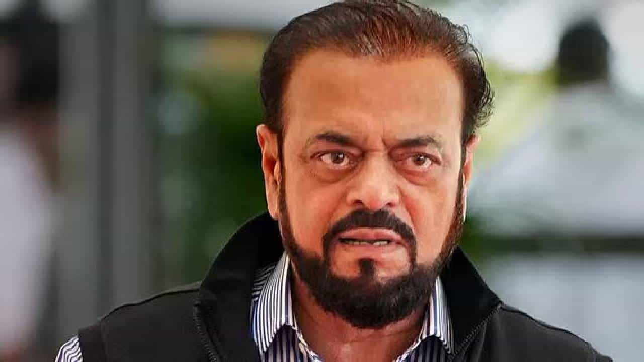 Abu Azami News : औरंगजेबाचा उदोउदो करणं भोवलं; अबू आझमीच्या निलंबनाचा ठराव मंजूर