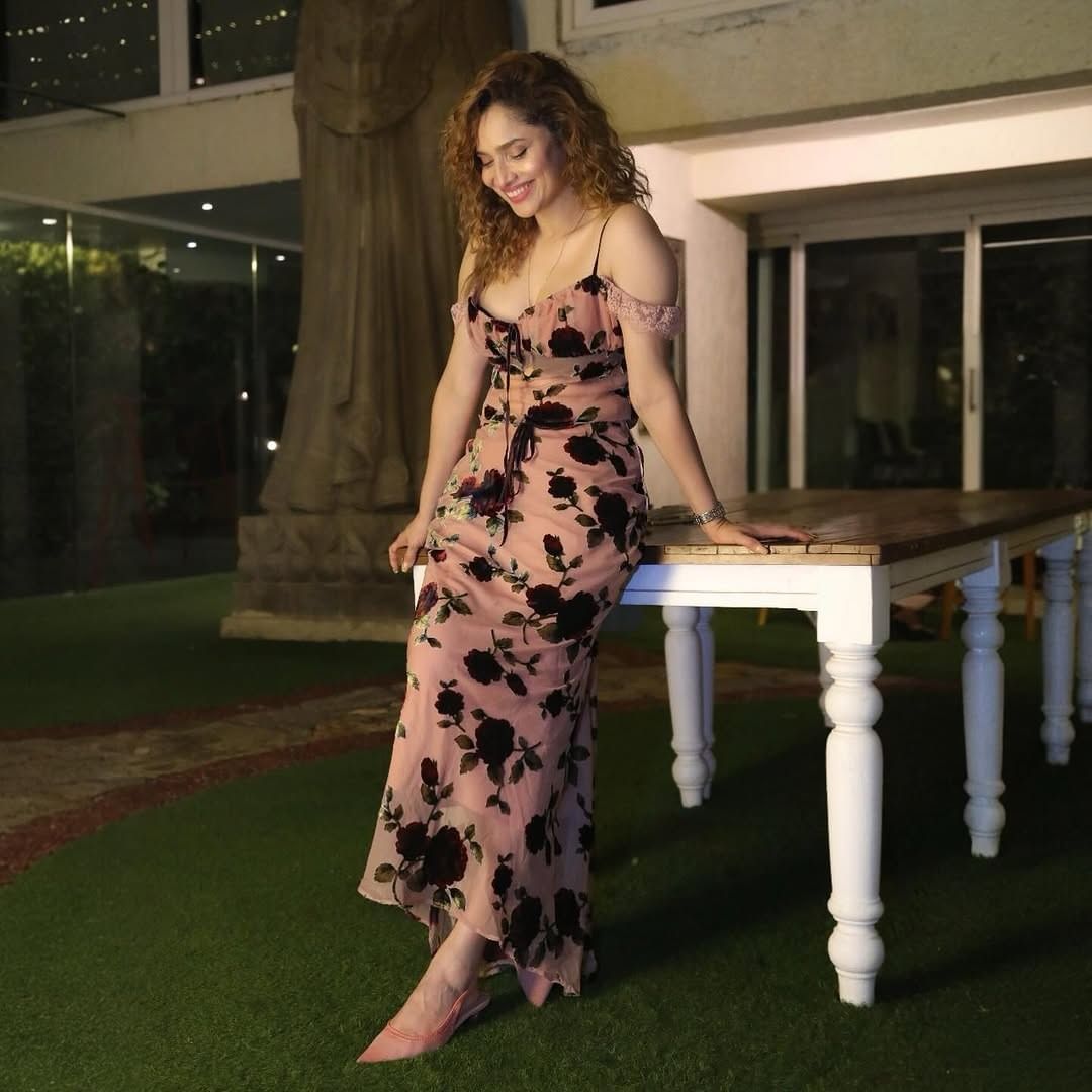 ‘पवित्र रिश्ता’ या मालिकेमुळे अंकिता हिच्या लोकप्रियतेत प्रचंड वाढ झाली. आजही अनेक चाहते अभिनेत्रीला अंकिता लोखंडे नाही तर, अर्चना याच नावाने ओळखतात.