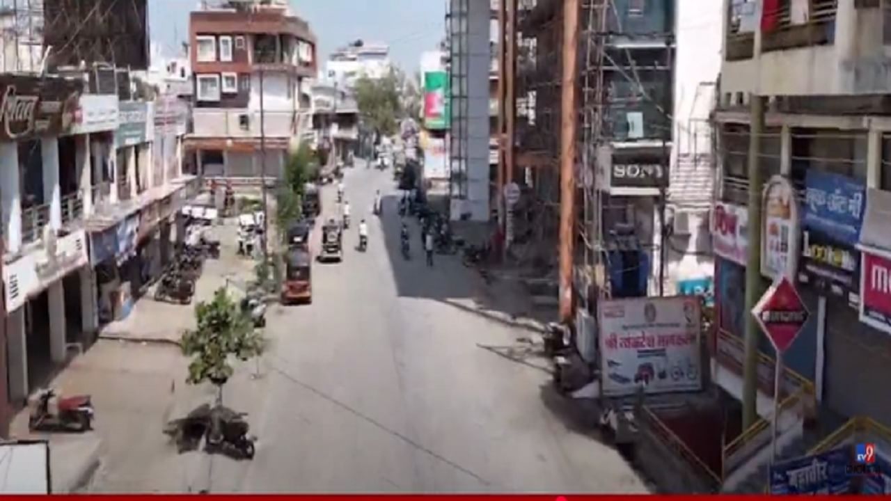 Beed Band Video : देशमुखांच्या क्रूर हत्येचे फोटो-व्हिडिओ समोर आल्यानंतर बीड जिल्हा सुन्न, 100% बंद अन् एकच शुकशुकाट
