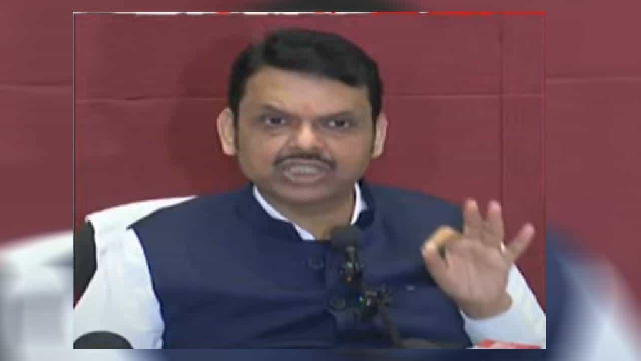 Nagpur Violence : सोशल मीडियावर पोस्ट करणाऱ्यांनाही सहआरोपी करणार; देवेंद्र फडणवीस यांची मोठी माहिती