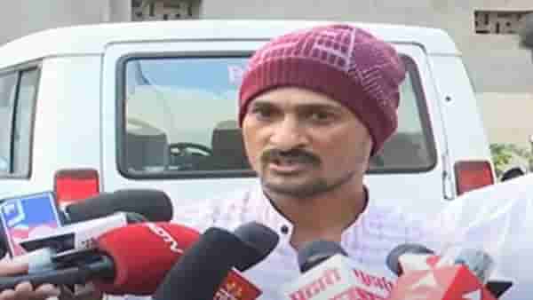 Santosh Deshmukh Case : CID च आरोपपत्र दाखल झाल्यानंतर धनंजय देशमुख यांची पहिली प्रतिक्रिया