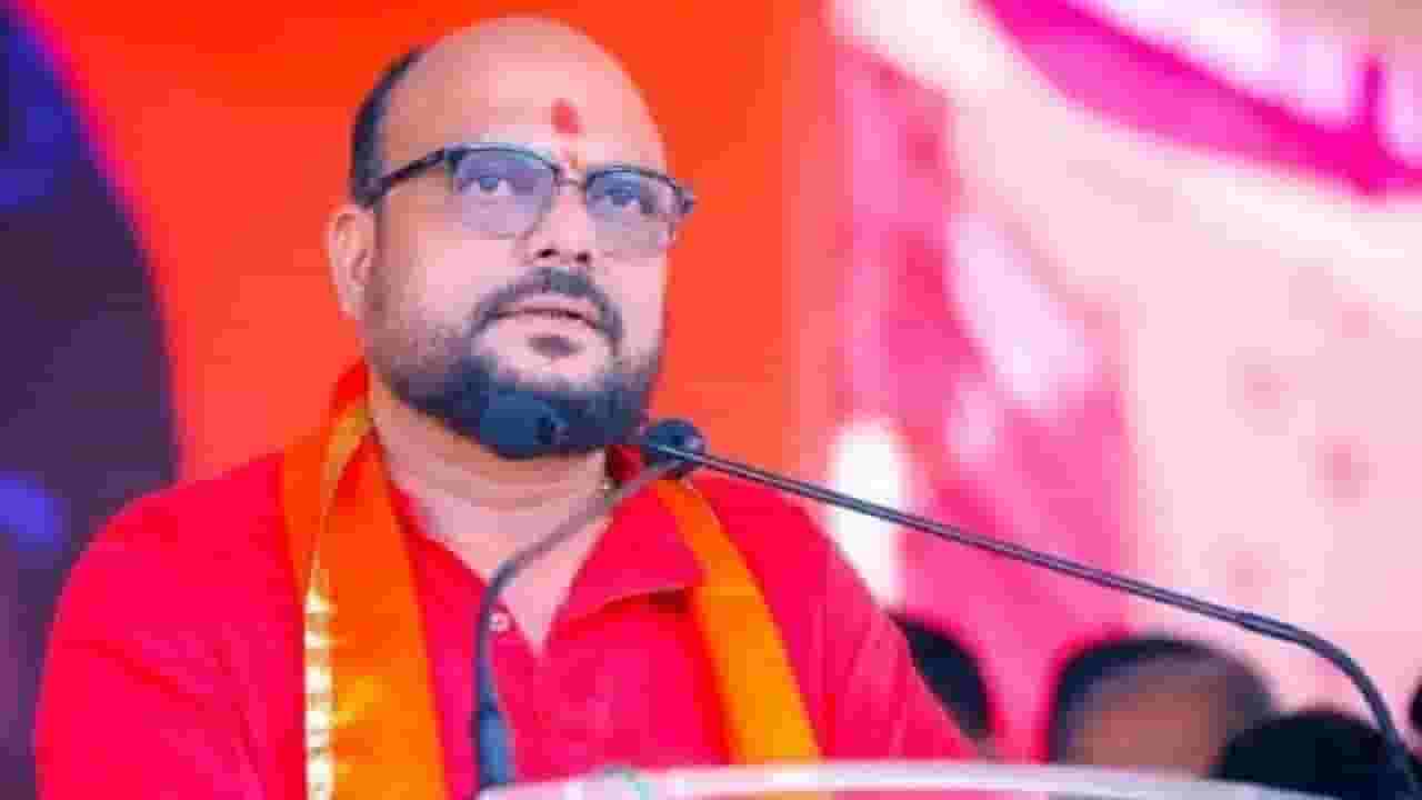 'शिंदेंच्या तमाशातला नाच्या म्हणजे पाटील', मनसे नेत्याची गुलाबराव पाटलांवर जिव्हारी लागणारी टीका