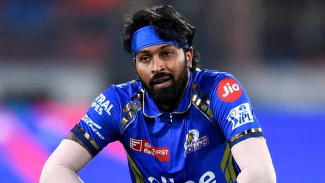 IPL 2025 : हार्दिक पंड्यावर बॅन, पहिल्या मॅचला मुकणार ? मुंबई इंडियन्सच्या चाहत्यांना मोठा धक्का, नेमकं झालं तरी काय ?