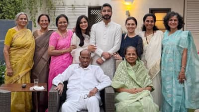 Jay Pawar Rutuja Patil : पवार कुटुंबातील मोठी बातमी ! जय पवार अडकणार लग्नाच्या बेडीत, नात सुनेने घेतले शरद पवारांचे आशीर्वाद