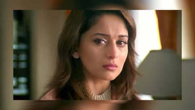 माधुरी दीक्षित सेकंड ग्रेड हिरॉईन, तिची वेळ संपली... वादग्रस्त टिप्पणीने नवा गदारोळ ?