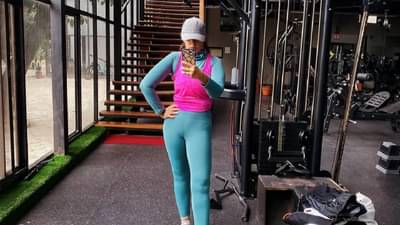 घटस्फोट होताच अभिनेत्रीला कॅन्सरचं निदान, सर्वांनी सोडली साथ, बॉलिवूडची ही प्रसिद्ध अभिनेत्री कसं जगतेय आयुष्य?