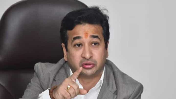 नितेश राणेंवर कारवाई करा, ठाकरे गटातील नेता भडकला, 'त्या' वक्तव्यावरुन थेट राज्यपाल अन् मुख्यमंत्र्यांना पत्र नितेश राणेंवर कारवाई करा, ठाकरे गटातील नेता भडकला, 'त्या' वक्तव्यावरुन थेट राज्यपाल अन् मुख्यमंत्र्यांना पत्र