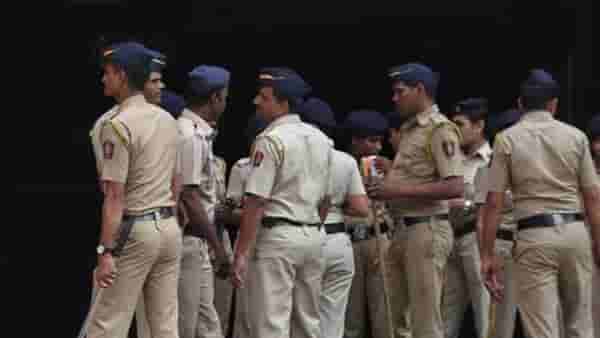 नायजेरियावरून आला, साऊथ चित्रपटांमध्ये खलनायक बनला, घराची झडती घेताच पोलीस हादरले