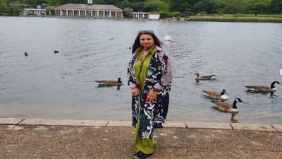 ऑनस्क्रिन वडिलांसोबत अभिनेत्रीला करायचं होतं लग्न, आज 62 व्या वर्षी जगतेय एकटीच