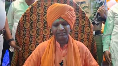 Ramgiri Maharaj : औरंगजेबाच्या कबरीचा वाद, प्रसिद्ध महंत रामगिरी महाराजांची पहिली प्रतिक्रिया