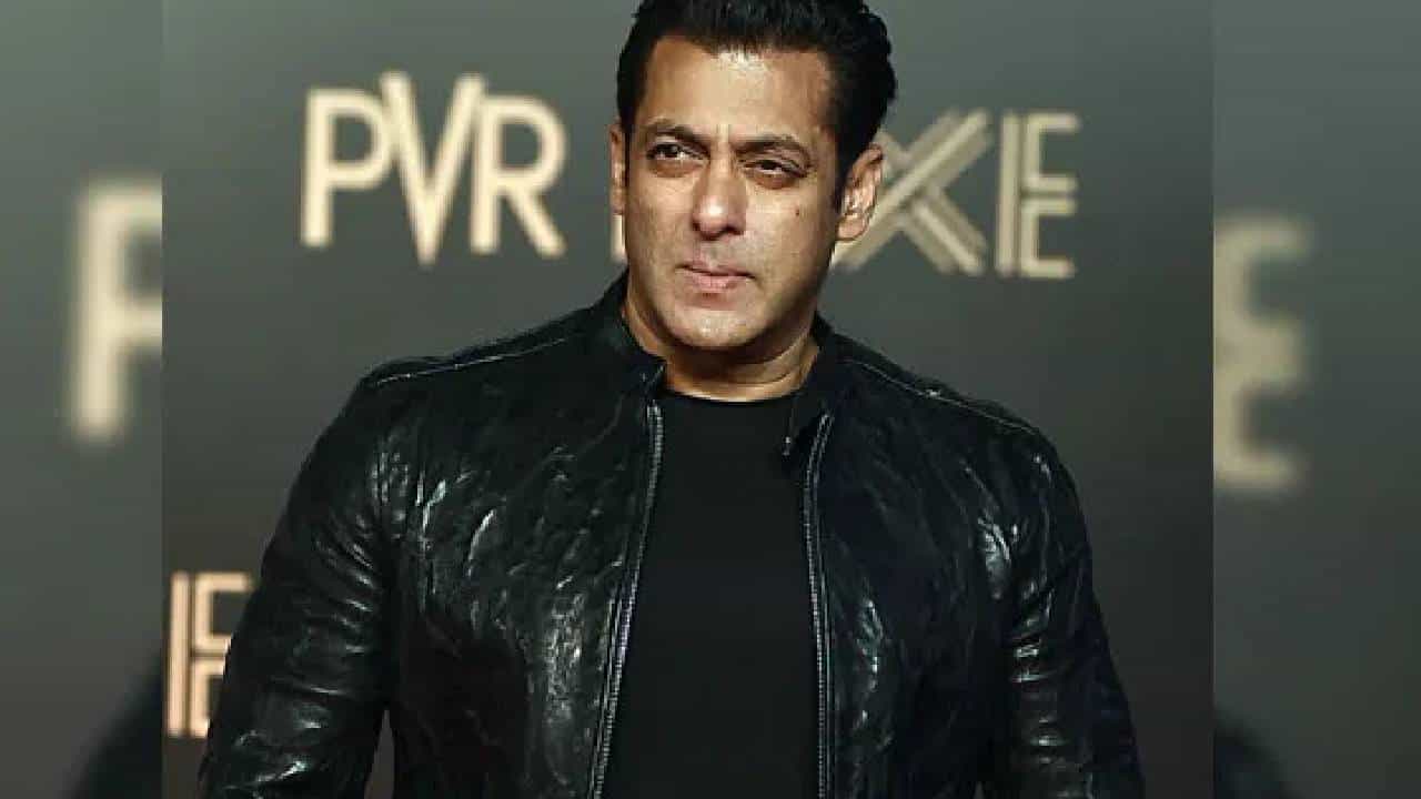 Salman Khan : सलमान खान हिंदू की मुसलमान ? भाईजान कोणत्या धर्माचे करतो पालन ? स्वत:च केला खुलासा..