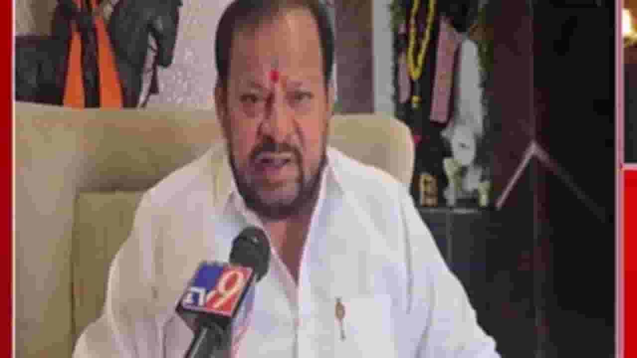 Shahajibapu Patil : 'ठाणे का टायगर, आखो मे अंगार..'; शिंदेंच्या समर्थनार्थ शहाजीबापूंनी गायलं गाणं