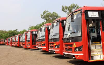 नऊ वर्षानंतर एसटीच्या ताफ्यात नव्या बसेस, आषाढी वारीत पांडुरंगाच्या दर्शनासाठी नव्या लालपरीतून सुखद प्रवास