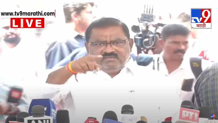 Suresh Dhas : 'आकाच्या सांगण्यावरून देशमुखांची हत्या', आरोपींच्या कबुलीनंतर सुरेश धसांची पहिली प्रतिक्रिया Suresh Dhas : 'आकाच्या सांगण्यावरून देशमुखांची हत्या', आरोपींच्या कबुलीनंतर सुरेश धसांची पहिली प्रतिक्रिया