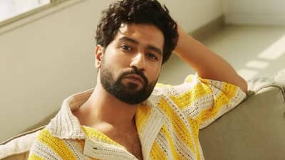 विकी कौशल मोडणार कतरिनाच्या एक्स बॉयफ्रेंडचा रेकॉर्ड; फक्त इतकी पावलं दूर