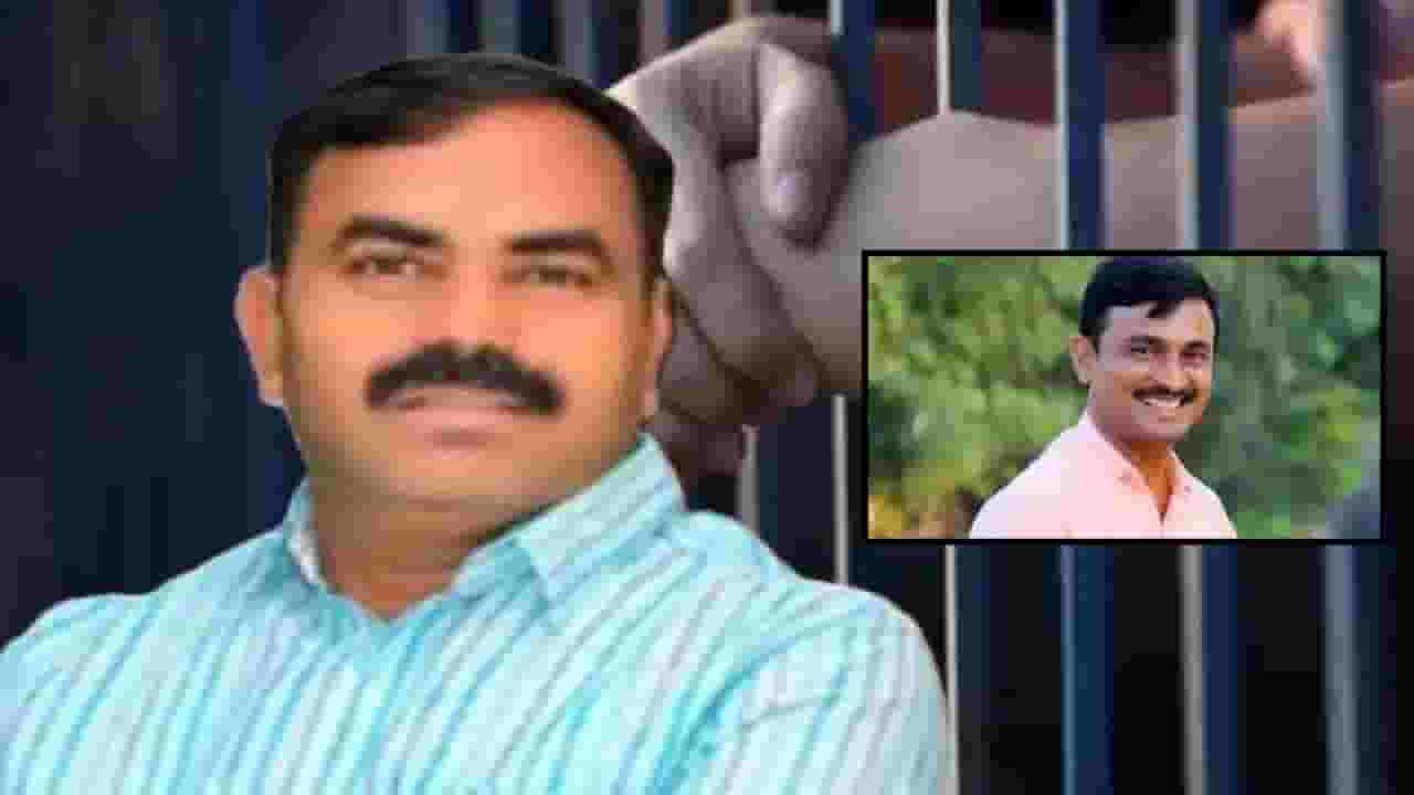 Santosh Deshmukh Case : संतोष देशमुख प्रकरण; आरोपी विष्णु चाटेबद्दल मोठी अपडेट आली समोर Santosh Deshmukh Case : संतोष देशमुख प्रकरण; आरोपी विष्णु चाटेबद्दल मोठी अपडेट आली समोर